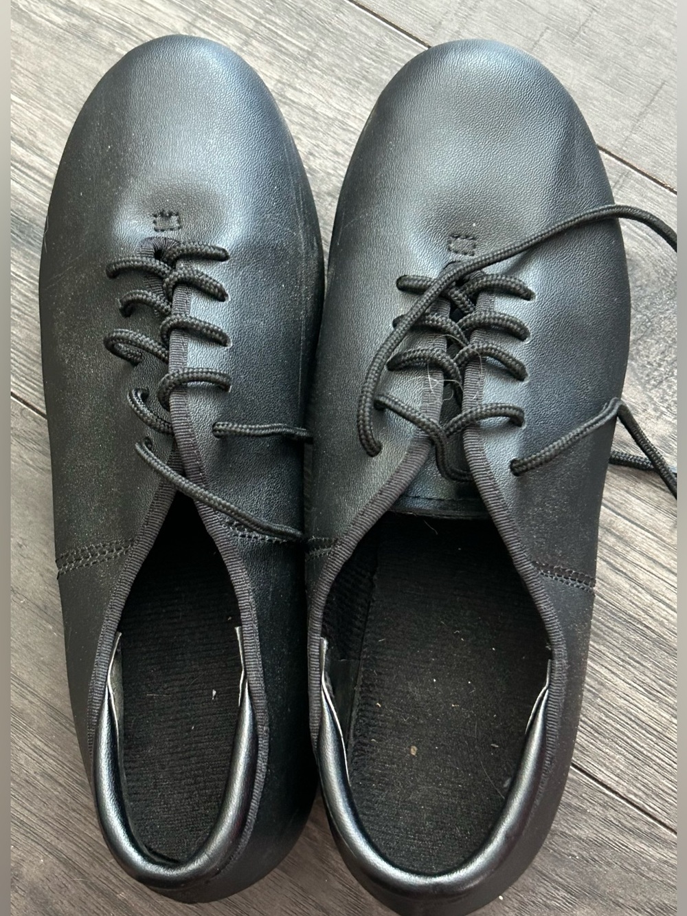 THEATRICALS youth size 6.5 tap shoes